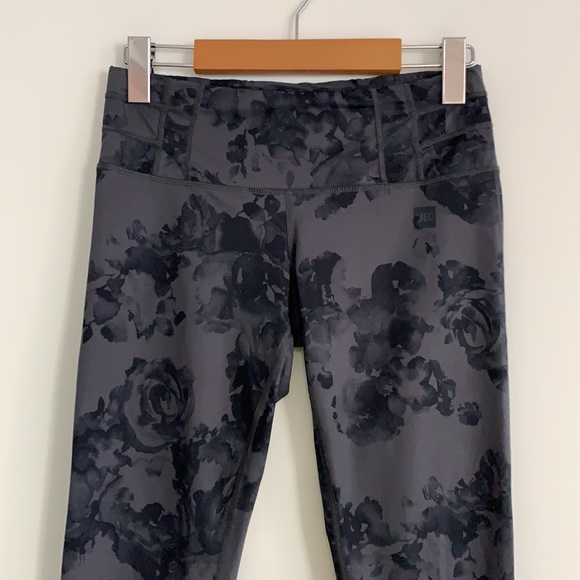 MEC Sanctuary Tights Grey/Black Floral SzXS - Picture 3 of 12